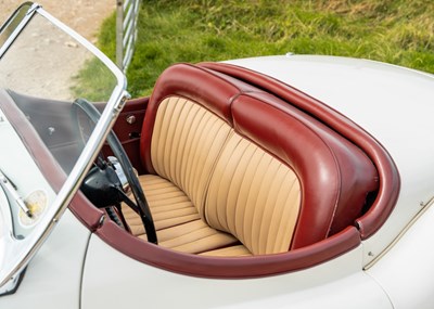 Lot 226 - 1952 Jaguar XK120 SE Roadster