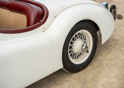 Lot 226 - 1952 Jaguar XK120 SE Roadster