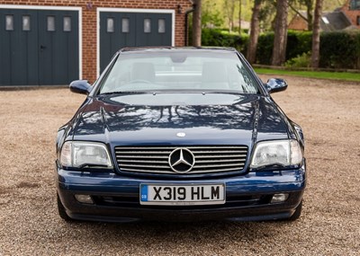 Lot 263 - 2000 Mercedes-Benz SL320