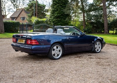 Lot 263 - 2000 Mercedes-Benz SL320