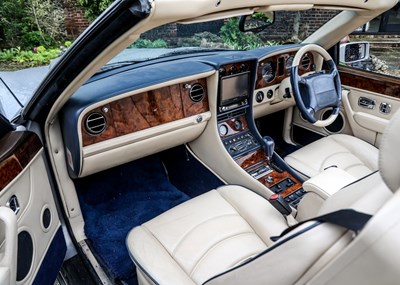 Lot 180 - 2001 Bentley Azure