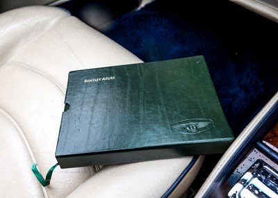 Lot 180 - 2001 Bentley Azure