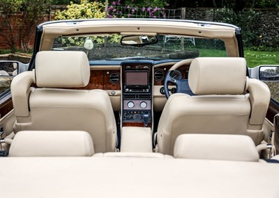 Lot 180 - 2001 Bentley Azure
