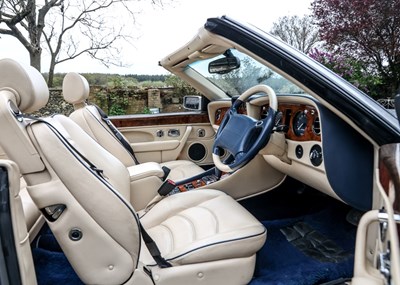 Lot 180 - 2001 Bentley Azure