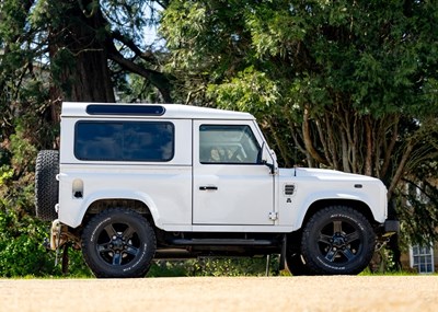 Lot 119 - 2013 Land Rover Defender 90 XS Urban Truck Glacier Edition
