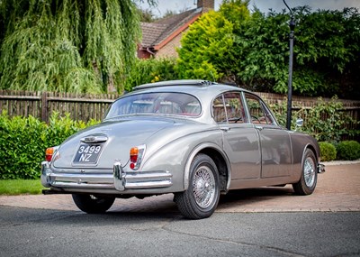 Lot 256 - 1968 Jaguar 340 To Mk. II 3.8 Specification