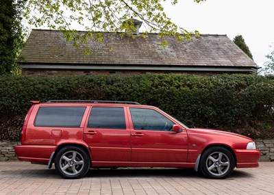 Lot 251 - 1998 Volvo V70 R Estate AWD
