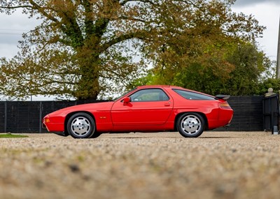Lot 111 - 1990 Porsche 928 S4