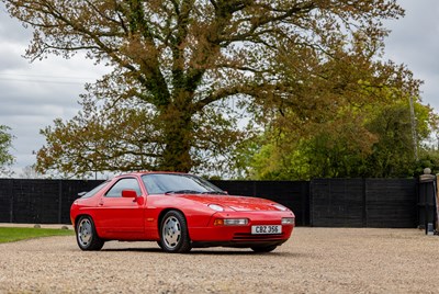 Lot 111 - 1990 Porsche 928 S4