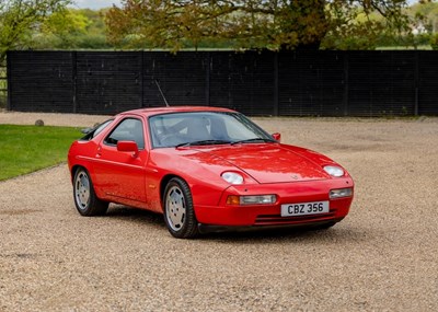 Lot 111 - 1990 Porsche 928 S4