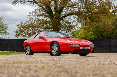 Lot 111 - 1990 Porsche 928 S4