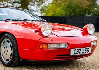 Lot 111 - 1990 Porsche 928 S4
