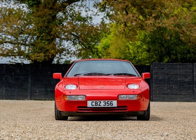 Lot 111 - 1990 Porsche 928 S4
