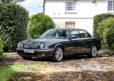 Lot 142 - 2004 Jaguar XJR V8