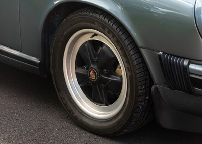Lot 122 - 1987 Porsche 911