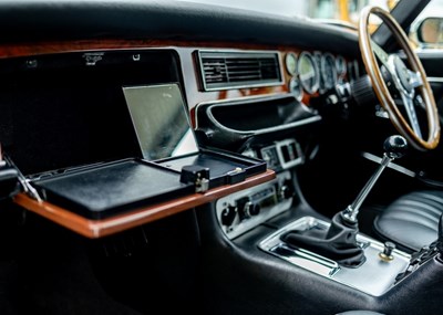 Lot 199 - 1977 Jaguar XJC V12