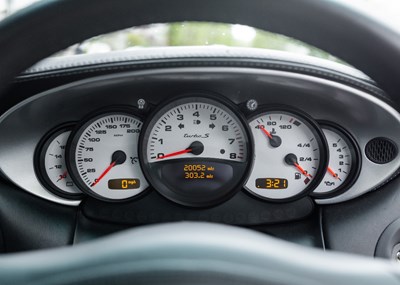 Lot 135 - 2005 Porsche 911 Turbo S