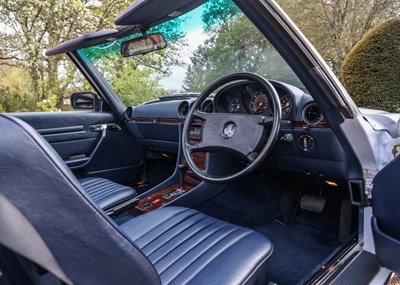 Lot 220 - 1989 Mercedes-Benz 300 SL
