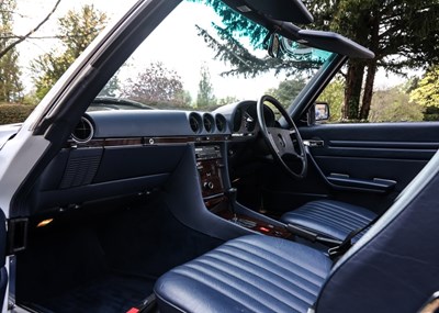Lot 220 - 1989 Mercedes-Benz 300 SL