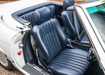 Lot 220 - 1989 Mercedes-Benz 300 SL