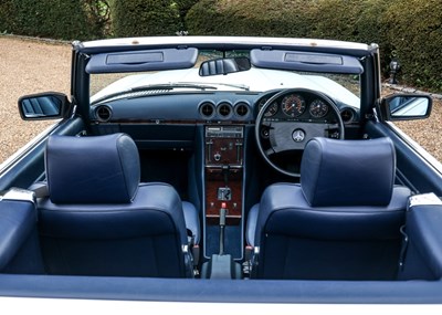 Lot 220 - 1989 Mercedes-Benz 300 SL