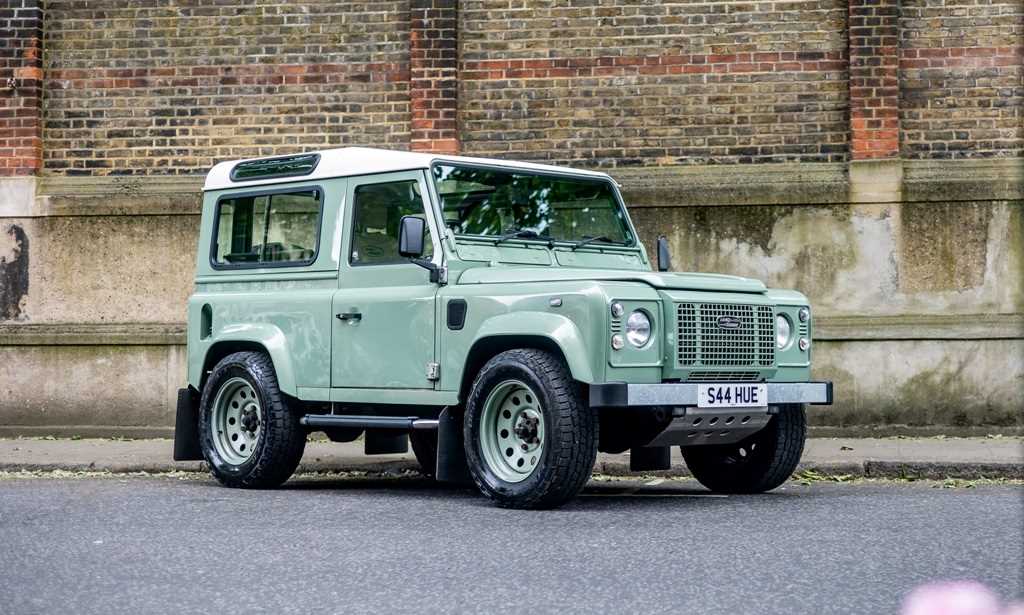 Lot 244 - 2006 Land Rover Defender 90 Heritage Anniversary Edition (HUE 166)