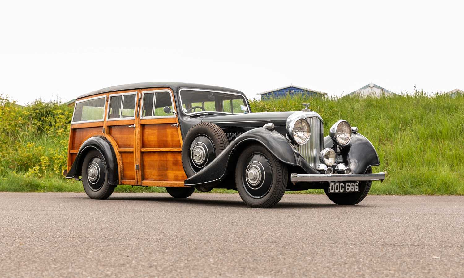 Lot 194 - 1937 Bentley 4¼ Shooting Brake 'Woody'
