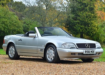 Lot 165 - 1997 Mercedes-Benz SL320 Roadster