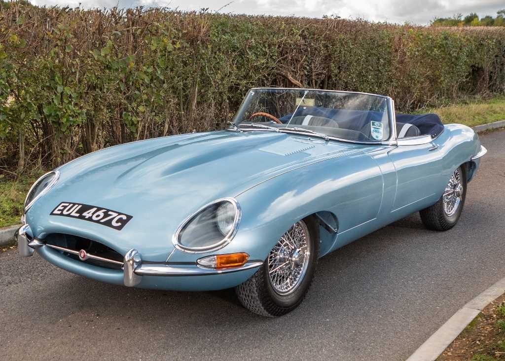 Lot 143 - 1965 Jaguar E-Type Series I Roadster (4.2 litre)