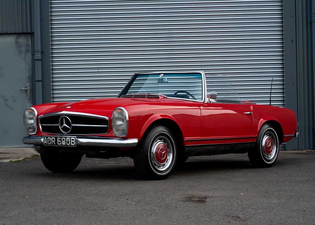 Lot 116 - 1964 Mercedes-Benz  230 SL Pagoda