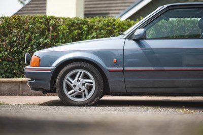 Lot 166 - 1987 Ford Escort XR3i