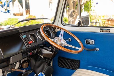 Lot 161 - 1971 Volkswagen Type 2 Campervan