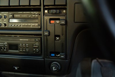 Lot 233 - 1992 Vauxhall Lotus Carlton