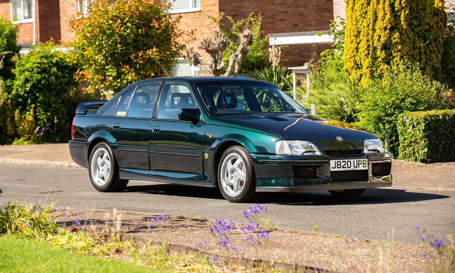 Lot 233 - 1992 Vauxhall Lotus Carlton