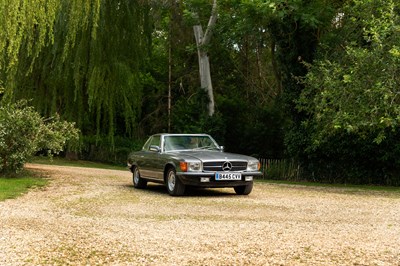 Lot 255 - 1984 Mercedes-Benz 500 SL