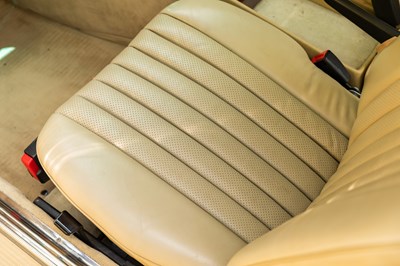 Lot 255 - 1984 Mercedes-Benz 500 SL