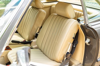 Lot 255 - 1984 Mercedes-Benz 500 SL