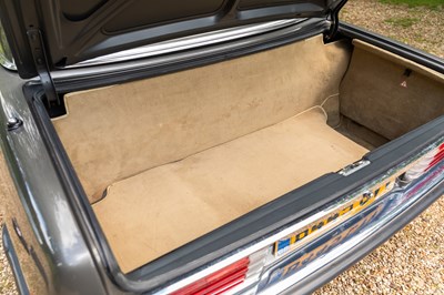 Lot 255 - 1984 Mercedes-Benz 500 SL