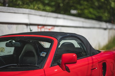 Lot 103 - 2004 Toyota MR2