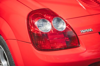 Lot 103 - 2004 Toyota MR2