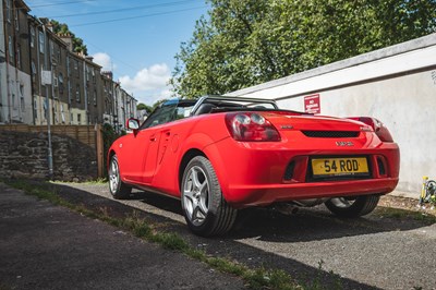 Lot 103 - 2004 Toyota MR2