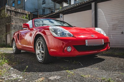 Lot 103 - 2004 Toyota MR2