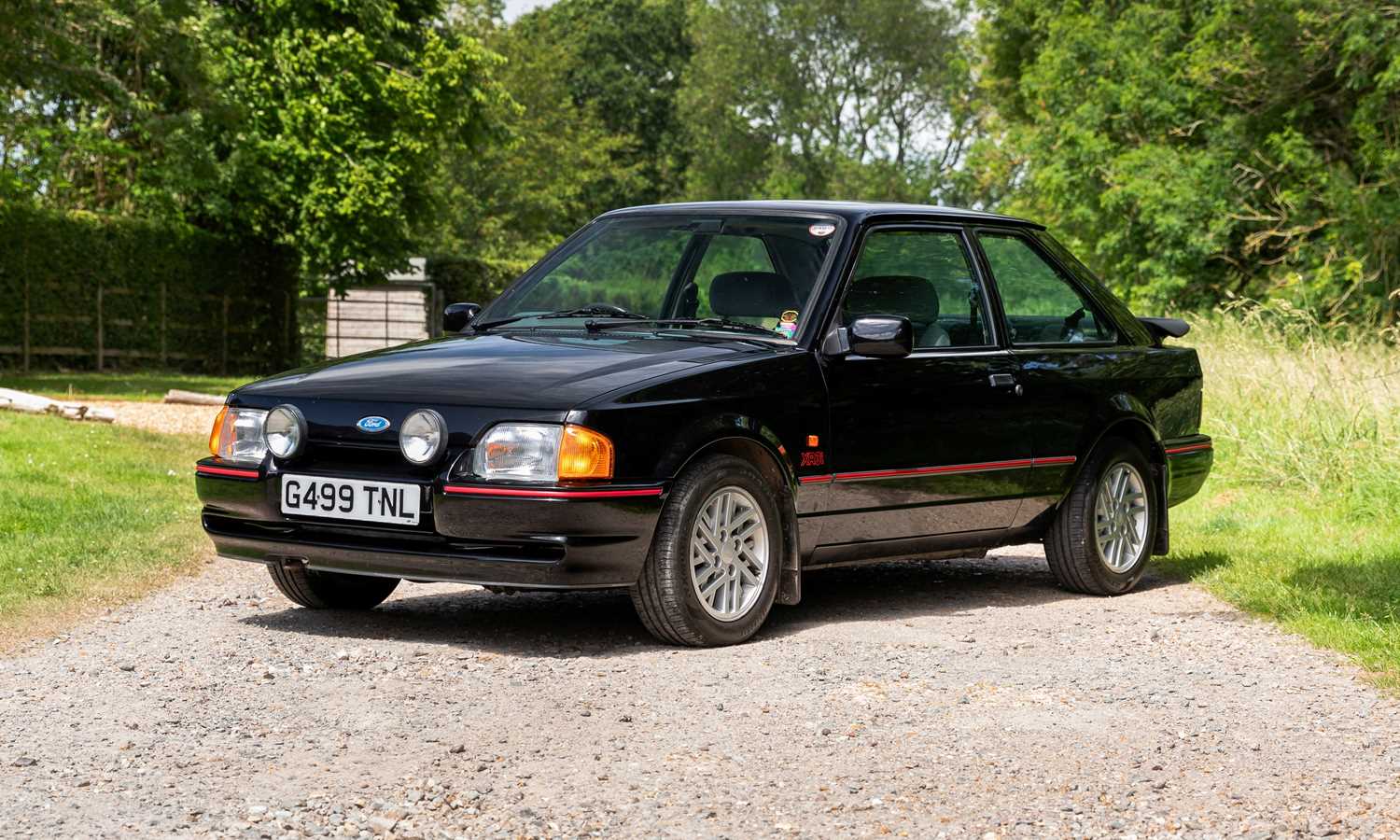 Lot 115 - 1989 Ford Escort XR3i