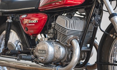 Lot 206 - 1976 Suzuki GT500