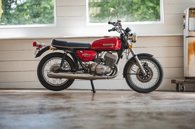 Lot 206 - 1976 Suzuki GT500