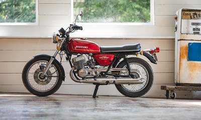 Lot 206 - 1976 Suzuki GT500