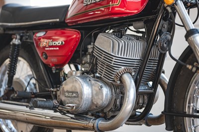Lot 206 - 1976 Suzuki GT500