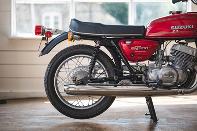 Lot 206 - 1976 Suzuki GT500