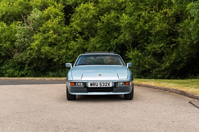 Lot 129 - 1982 Porsche 924