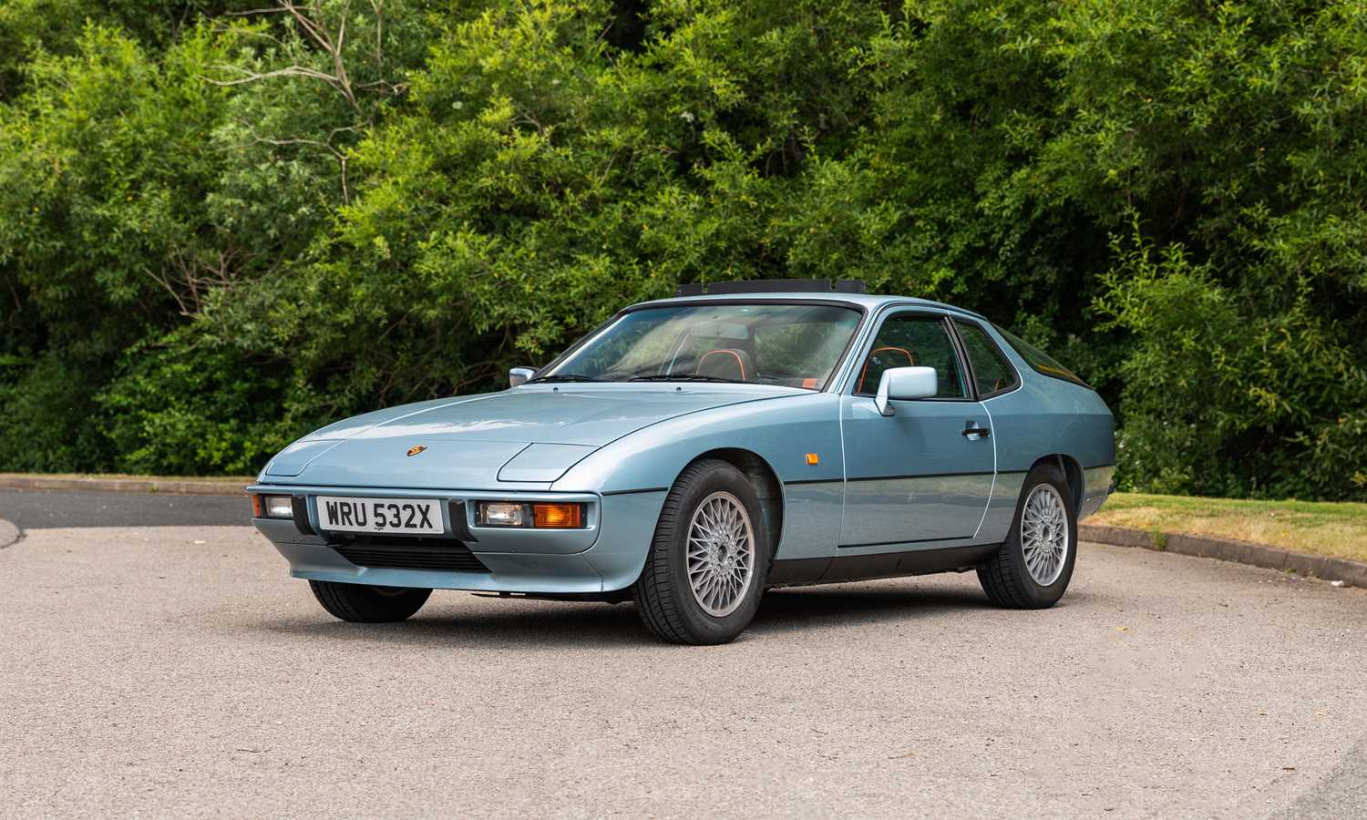 Lot 129 - 1982 Porsche 924